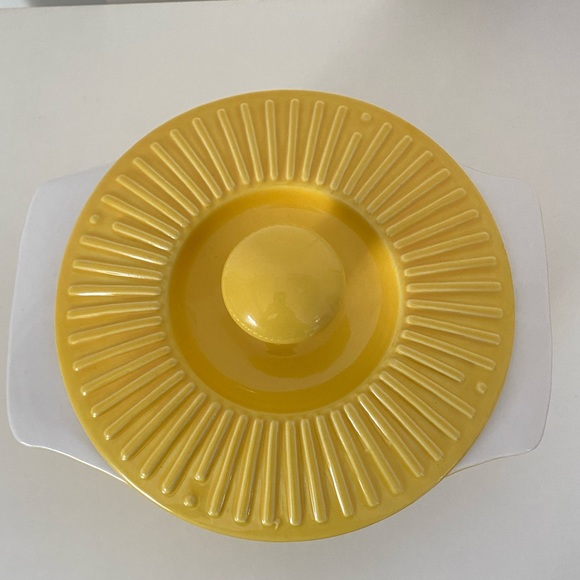 Covered Round Casserole Dish - Picture 9 of 11